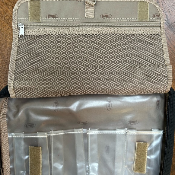 Perry Ellis Travel Toiletry Grooming Kit Bag. 14 x10x3. Double handle Black. New - Picture 11 of 13